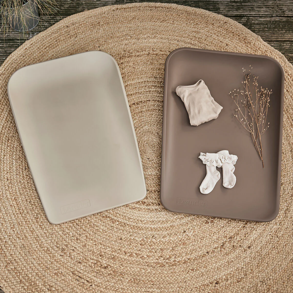 Leander Matty™ Mini Wickelauflage - Cappuccino - Image 16